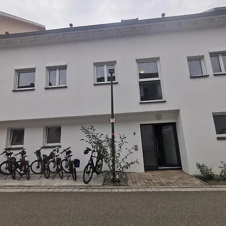 Komfortneubauwohnung Apartman *